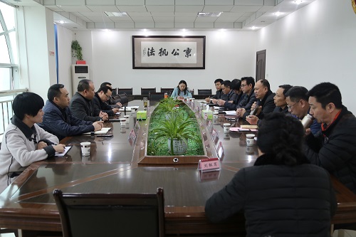 鄂州两级法院考察组到利川法院考察司改情况.JPG