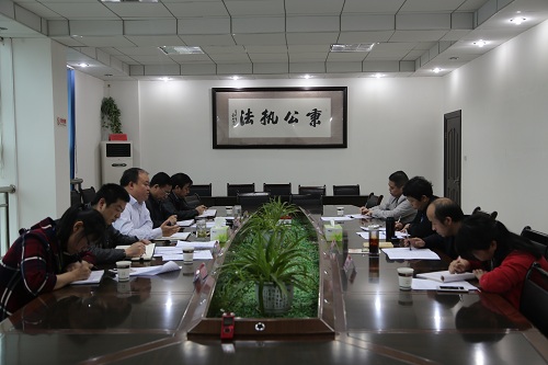 州中院到利川法院调研行政审判工作.JPG 州中院到利川法院调研行政审判工作.JPG